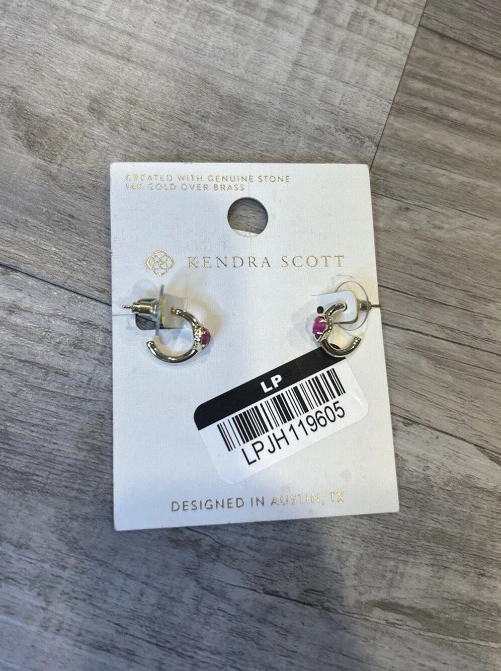 Kendra Scott Jensen Huggie Earrings - Fuchsia Variegated Magnesite: Gold